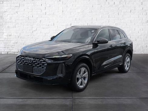 New 2025 Audi Q5 2.0T Premium image 2