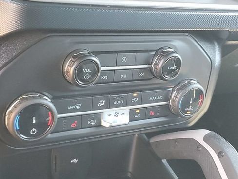 Used 2022 Ford Bronco Outer Banks AWD/4WD image 18