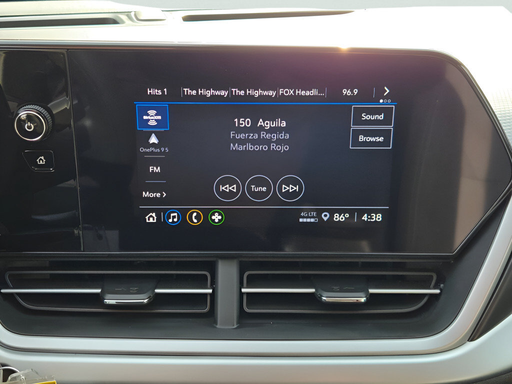 Certified 2024 Chevrolet Trax LS FWD image 27