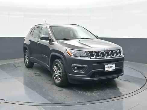 Used 2020 Jeep Compass Latitude AWD/4WD image 8
