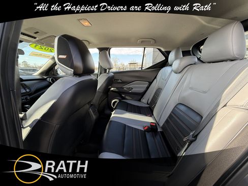 Used 2023 Nissan Kicks SR w/ SR Premium Package image 17