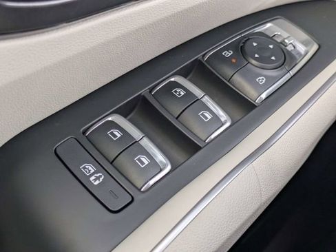 New 2025 Kia Sorento S w/ Panoramic Sunroof Package image 26