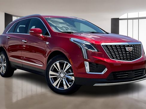 New 2025 Cadillac XT5 Premium Luxury w/ Technology Package image 2