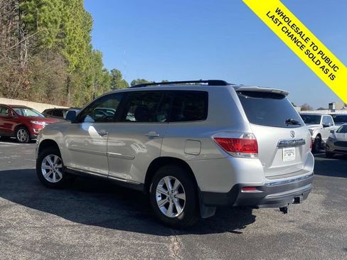 Used 2011 Toyota Highlander SE image 6
