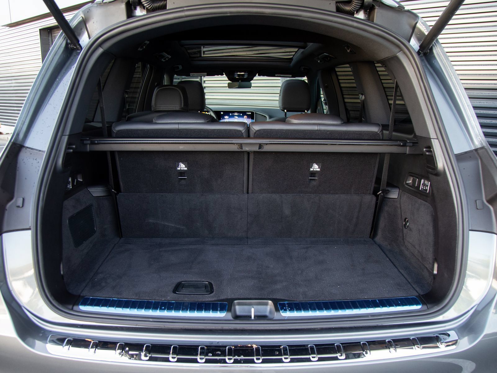 Used 2024 Mercedes-Benz GLS 450 4MATIC image 26
