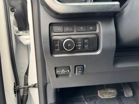 Used 2024 Ford F250 Lariat w/ Lariat Ultimate Package image 24