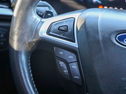 Used 2015 Ford Fusion SE image 28