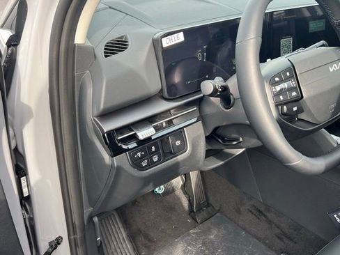 New 2026 Kia Sportage EX AWD/4WD image 13