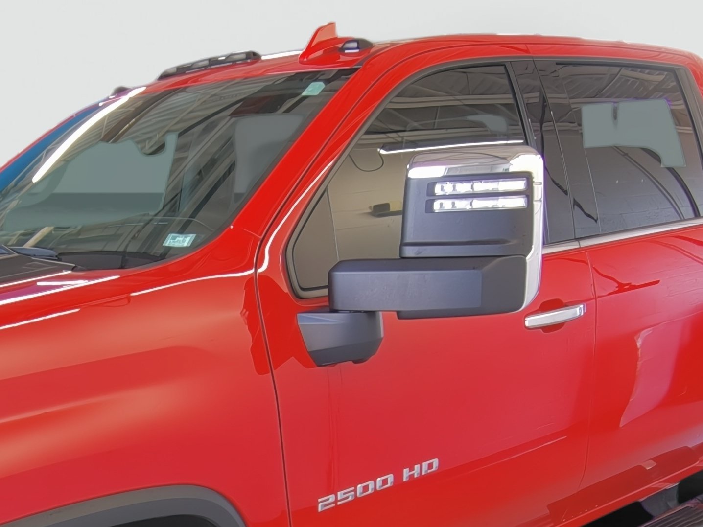 Used 2022 Chevrolet Silverado 2500 LTZ AWD/4WD image 8