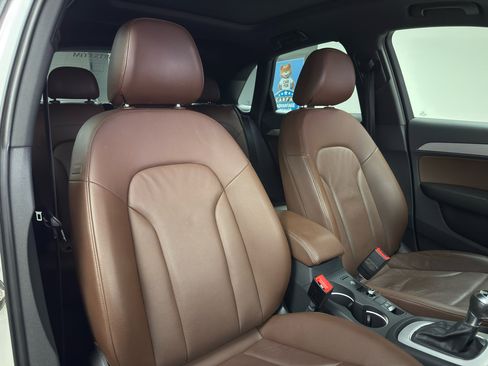 Used 2018 Audi Q3 2.0T Premium image 12