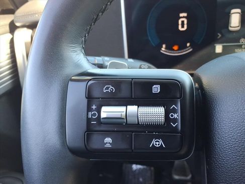 Used 2025 Hyundai Santa Fe SE image 26