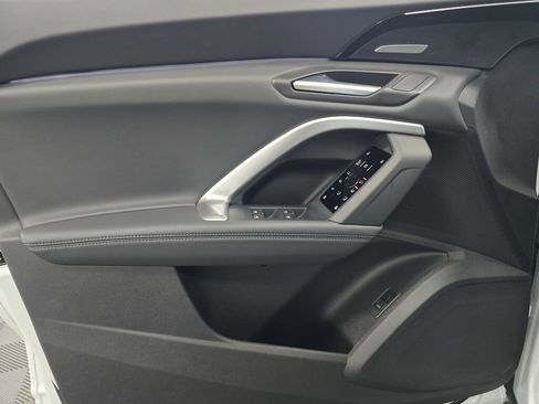 New 2025 Audi Q5 Premium Plus image 22