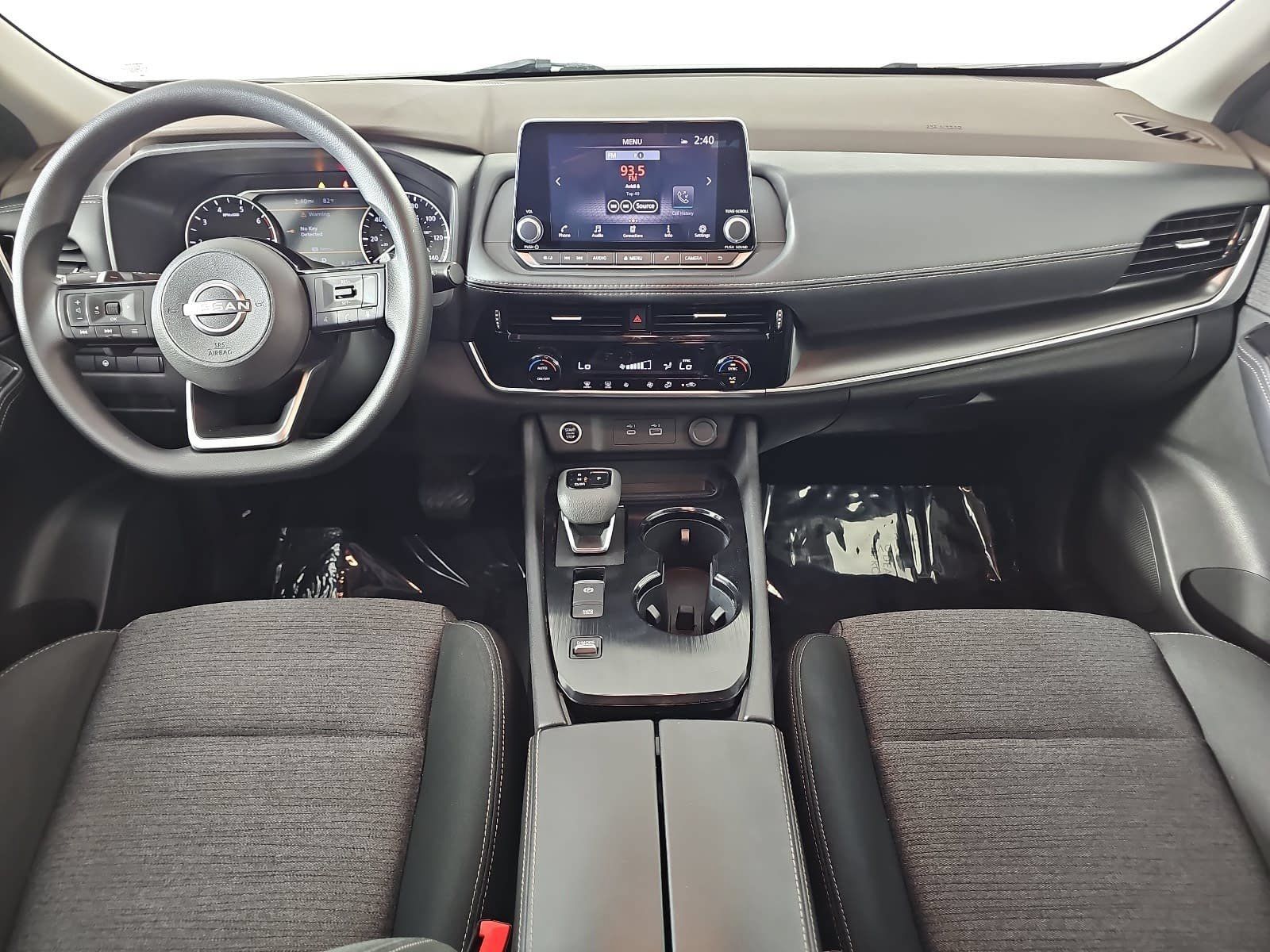 Used 2023 Nissan Rogue SV FWD image 11