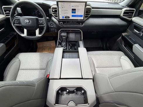 Used 2025 Toyota Sequoia Limited AWD/4WD image 12