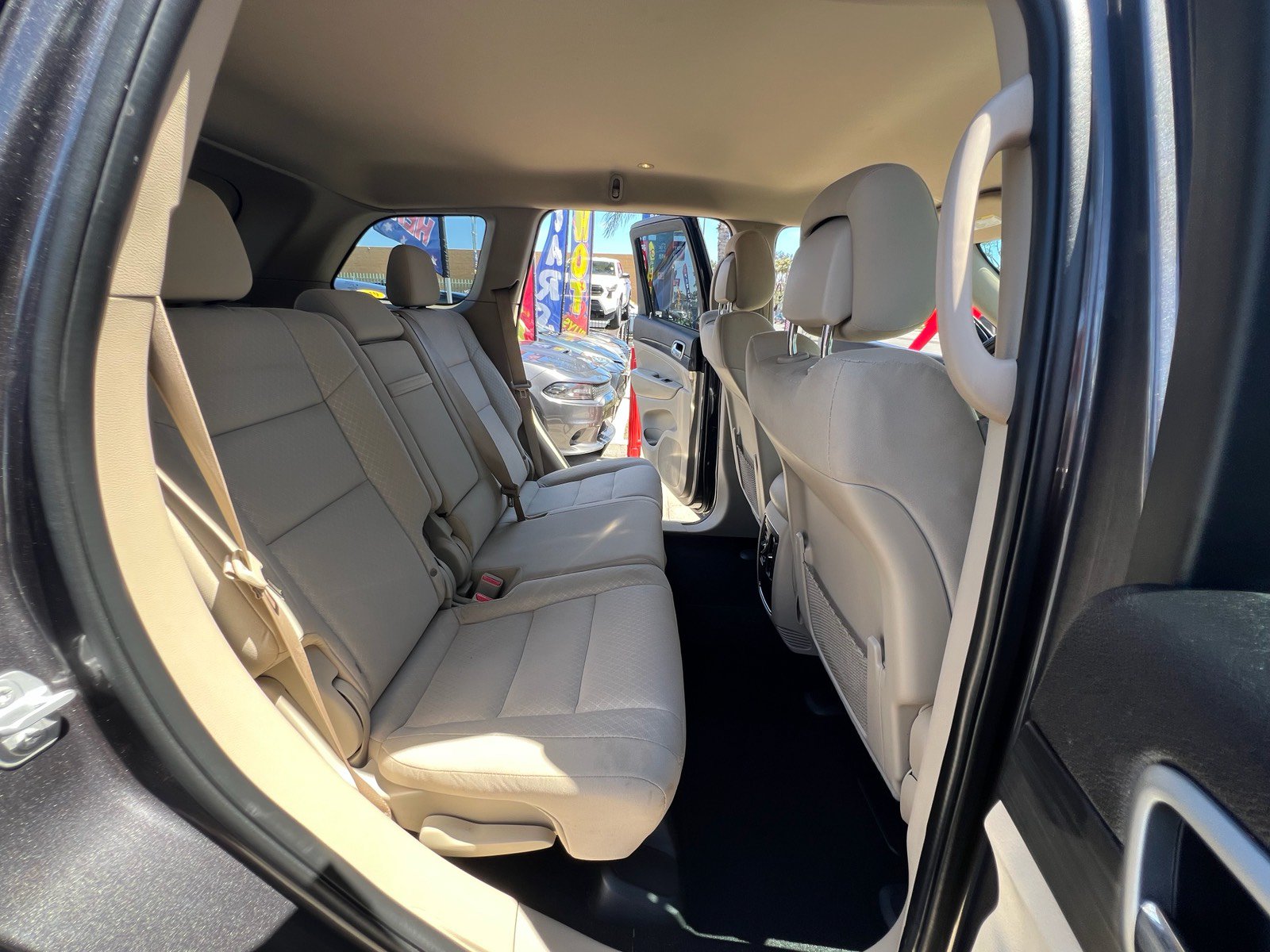 Used 2021 Jeep Grand Cherokee Laredo RWD image 33