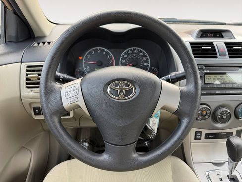 Used 2012 Toyota Corolla LE FWD image 22