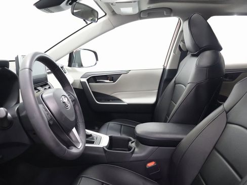 Used 2023 Toyota RAV4 XLE image 13