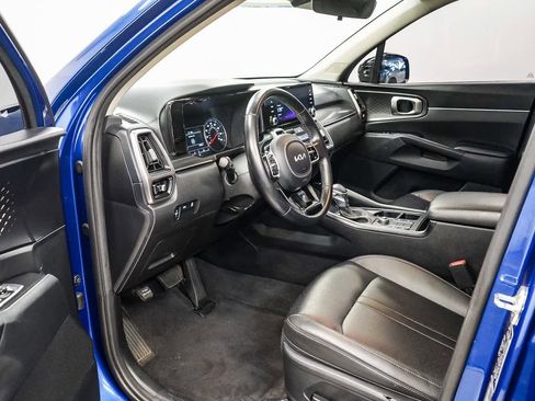 Used 2022 Kia Sorento S image 17