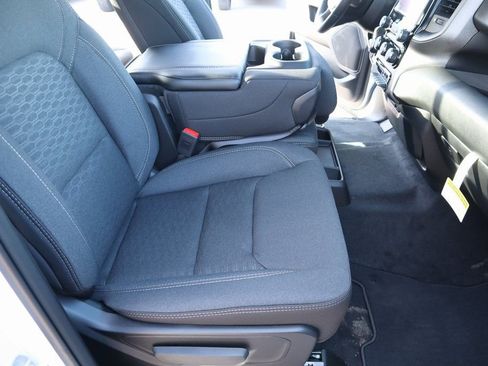 New 2026 RAM 1500 Express image 12