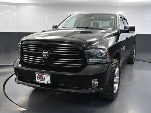 Used 2015 RAM 1500 Sport w/ Convenience Group image 12