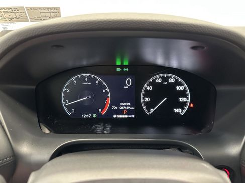 Certified 2025 Honda HR-V LX image 18