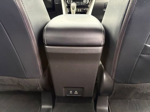 Used 2024 Mitsubishi Eclipse Cross SE AWD/4WD image 17