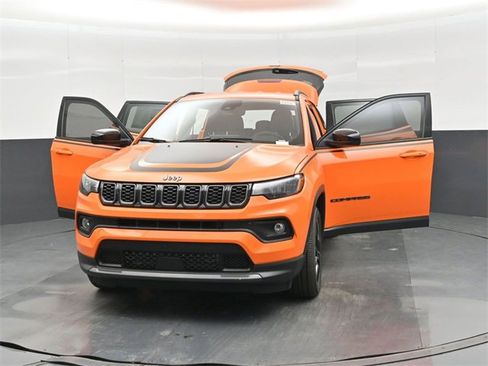 New 2026 Jeep Compass Latitude w/ Mopar Graphics Package image 49