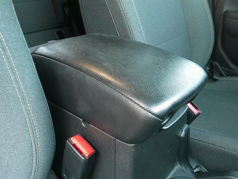 Used 2024 Jeep Gladiator Sport image 31