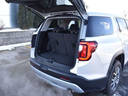 Used 2020 GMC Acadia SLE image 24