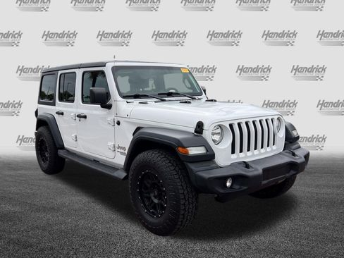 Used 2018 Jeep Wrangler Unlimited Sport S AWD/4WD image 2