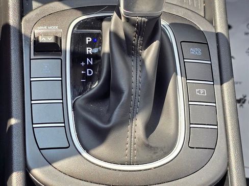 Used 2025 Hyundai Kona SEL AWD/4WD image 20