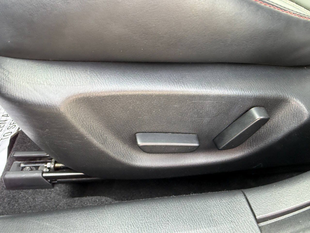 Used 2015 MAZDA MAZDA3 i Grand Touring FWD image 18