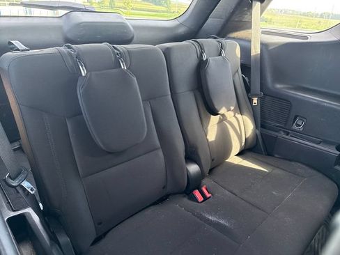 Used 2020 Ford Explorer XLT AWD/4WD image 16