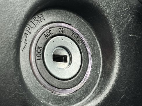 Used 2024 Toyota Camry SE FWD image 19