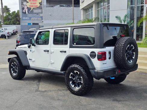 Used 2024 Jeep Wrangler Unlimited Rubicon 4xe AWD/4WD image 7