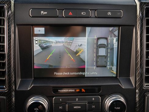 Used 2020 Ford F150 Lariat w/ Equipment Group 502A Luxury image 30