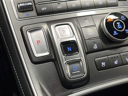 Used 2023 Hyundai Santa Fe Calligraphy image 19