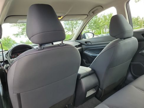 Certified 2025 Nissan Altima 2.5 S FWD image 19