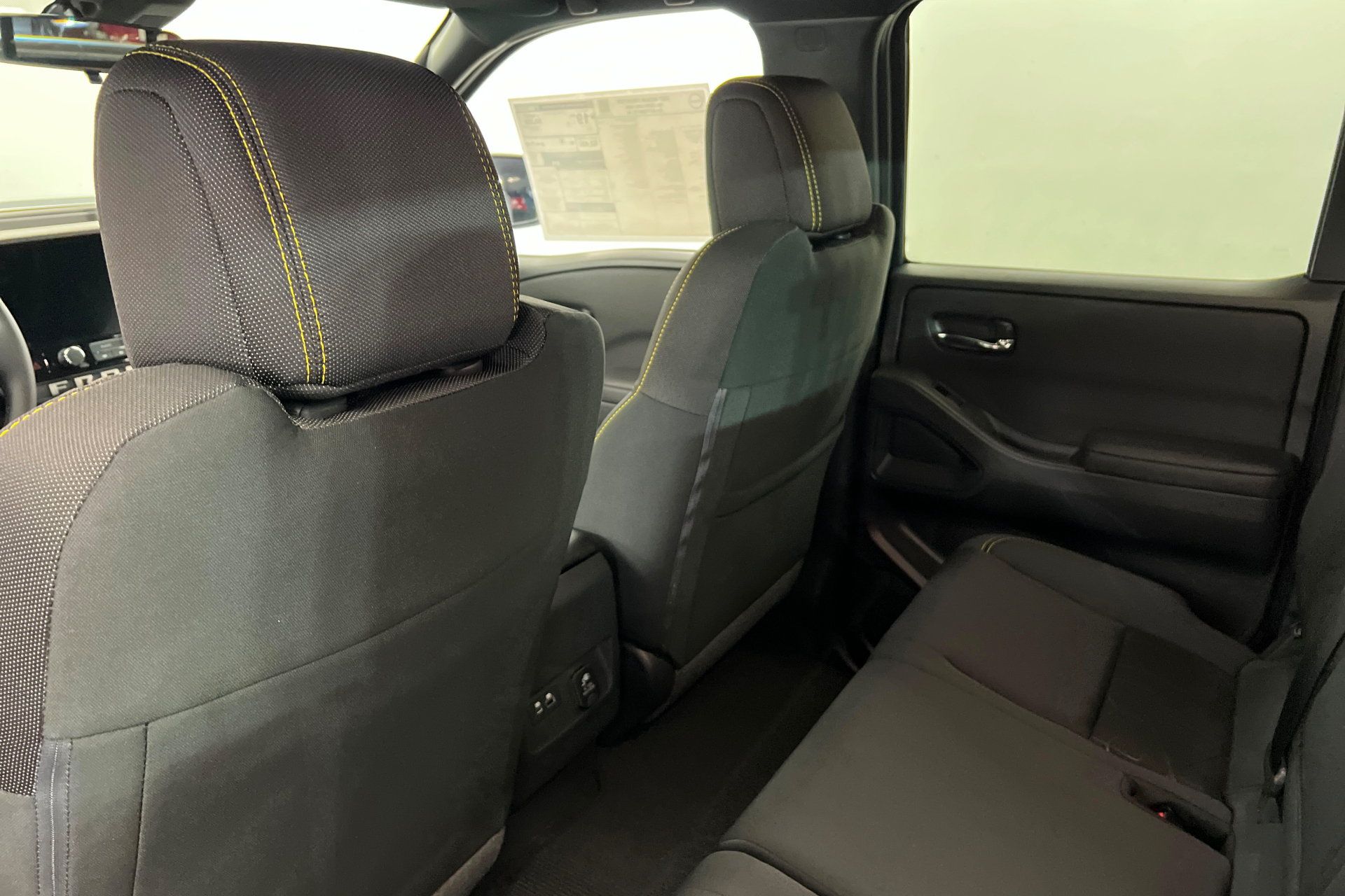 New 2027 Nissan Frontier SV w/ SV Convenience Package AWD/4WD image 19