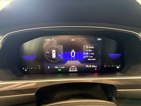 Used 2024 Volkswagen Tiguan SE image 24