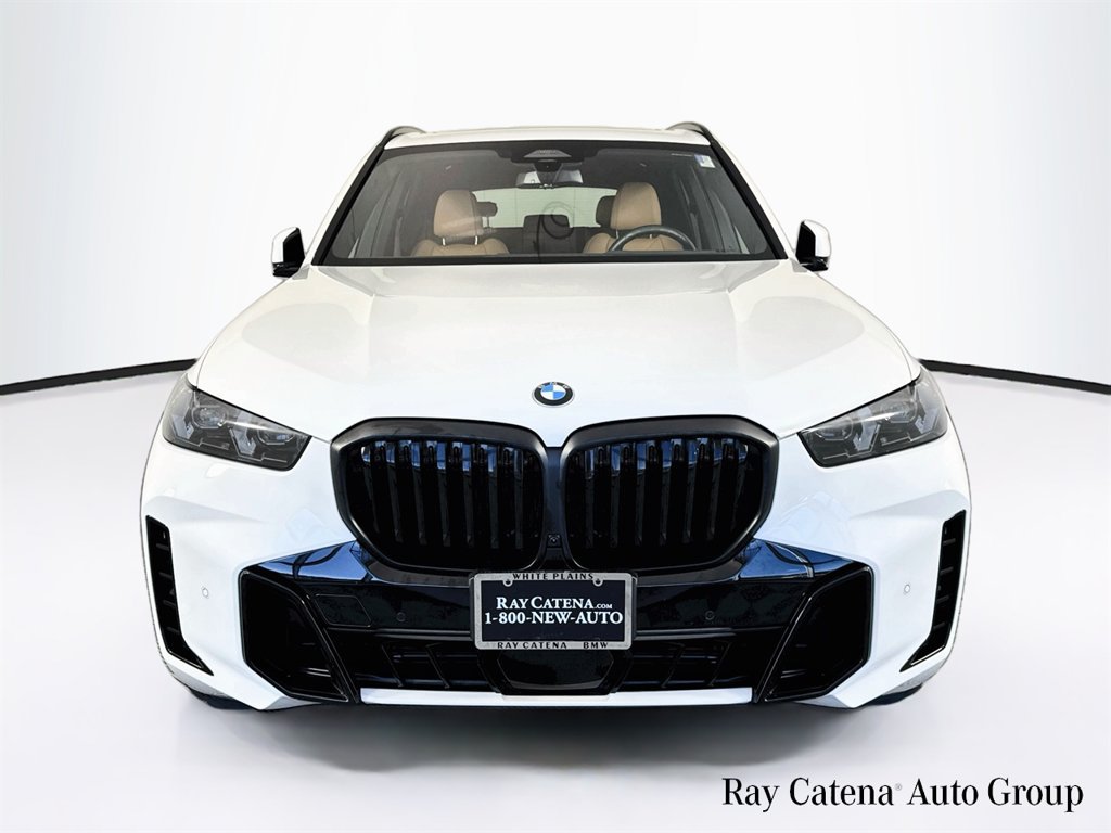 Used 2026 BMW X5 xDrive40i w/ M Sport Package AWD/4WD image 2