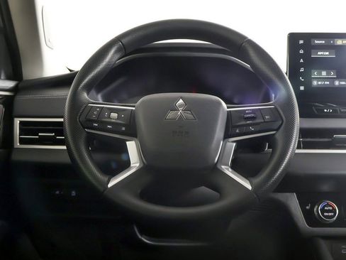 New 2026 Mitsubishi Outlander ES image 37