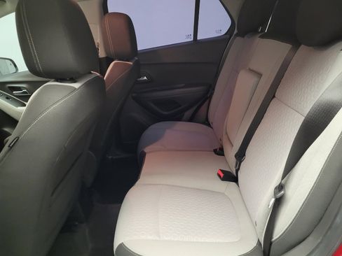 Used 2015 Chevrolet Trax LS image 18