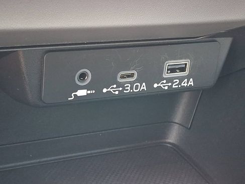 Certified 2025 Subaru Crosstrek 2.5i Premium AWD/4WD image 26