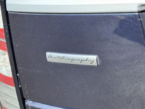 Used 2017 Land Rover Range Rover Autobiography image 44