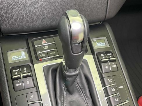 Used 2018 Porsche Macan S AWD/4WD image 28