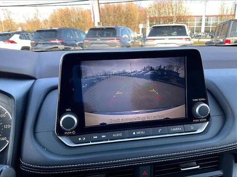 Certified 2023 Nissan Rogue SV w/ SV Premium B Package image 19