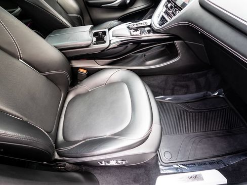 Used 2021 Aston Martin DBX AWD/4WD image 43