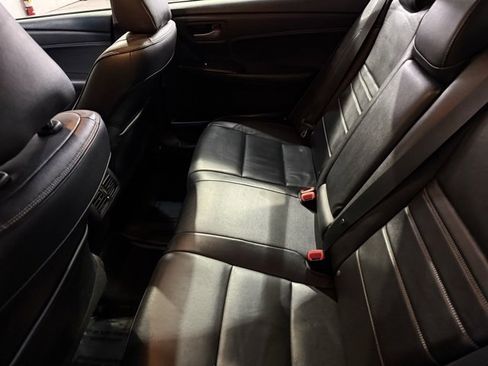 Used 2017 Toyota Camry XLE image 27