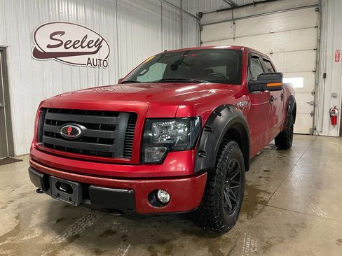 Used 2010 Ford F150 XLT image 2